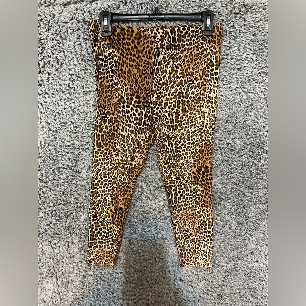 Women’s Animal Print Legging Size Medium in Excellent Used Condition